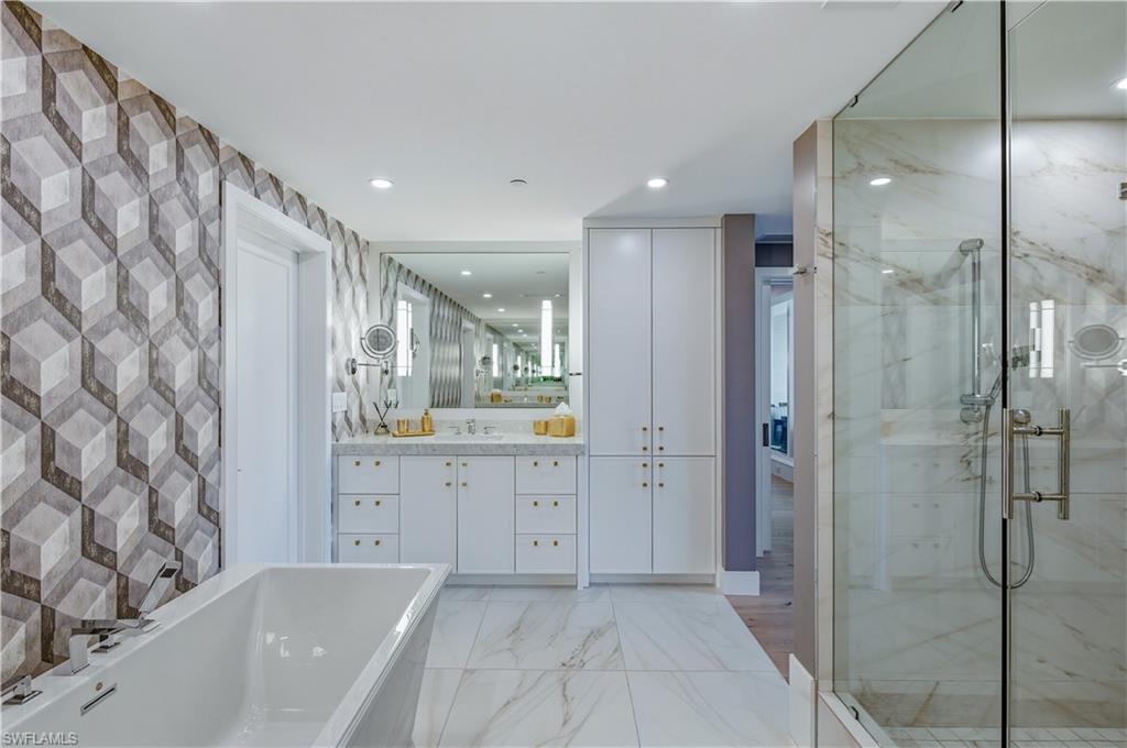 KALEA BAY TOWER 200 - Residential