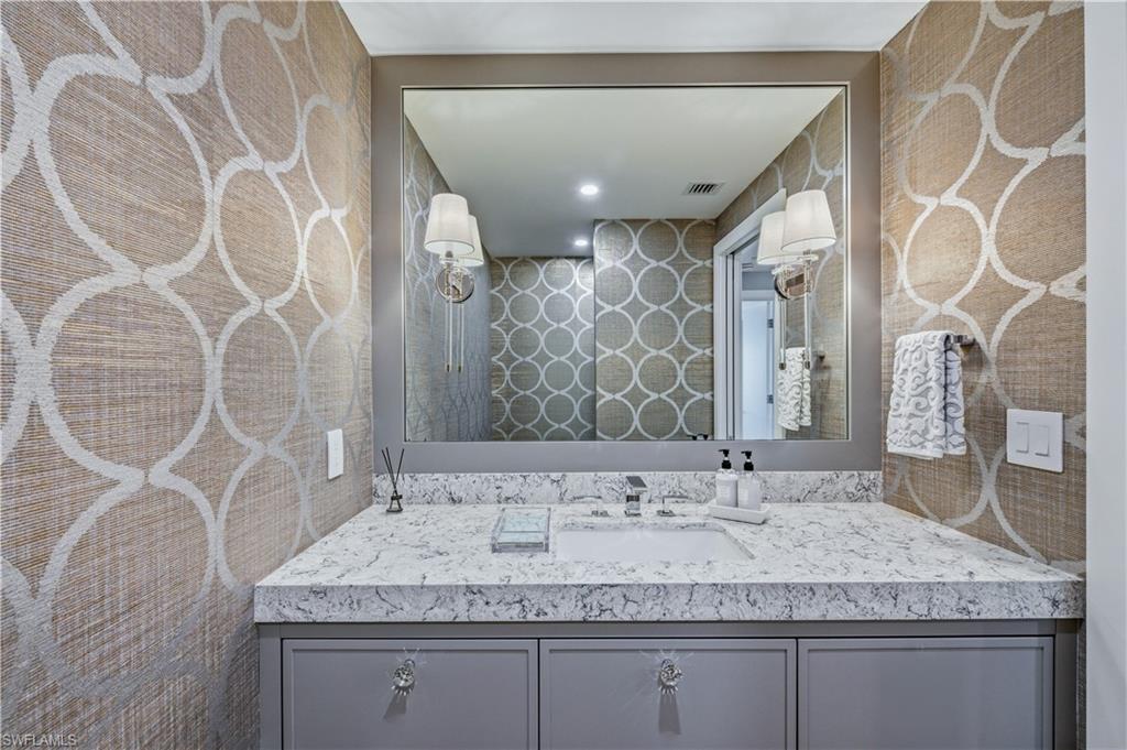 KALEA BAY TOWER 200 - Residential