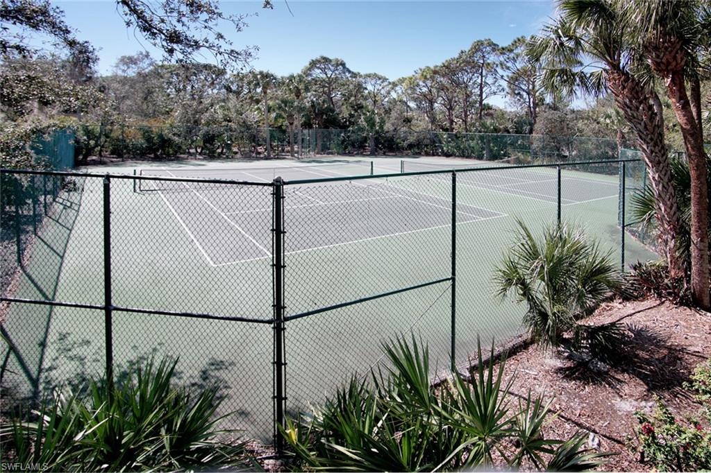 OAKWOOD CARRIAGE HOME - Residential