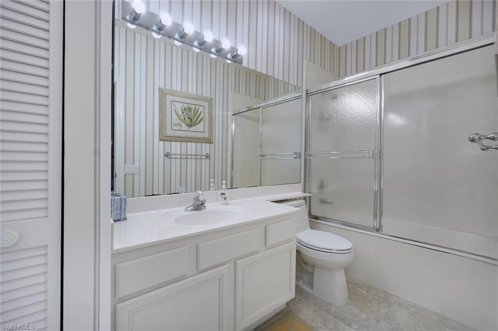 OAKWOOD CARRIAGE HOME - Residential