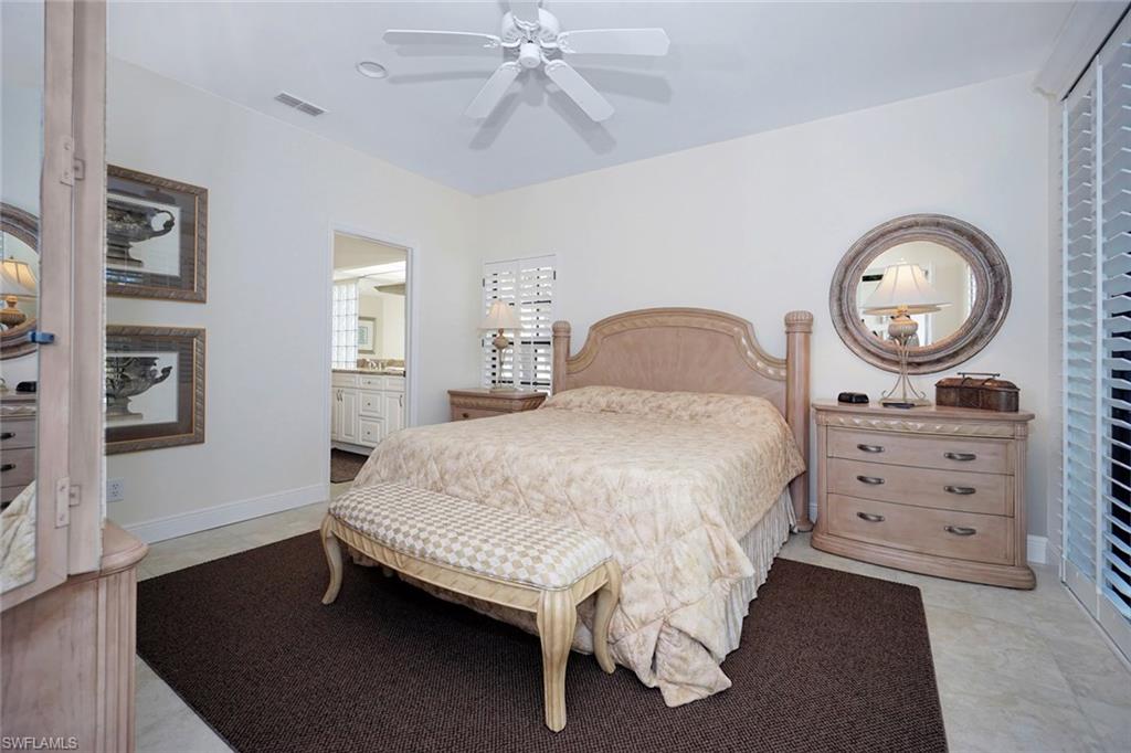 OAKWOOD CARRIAGE HOME - Residential