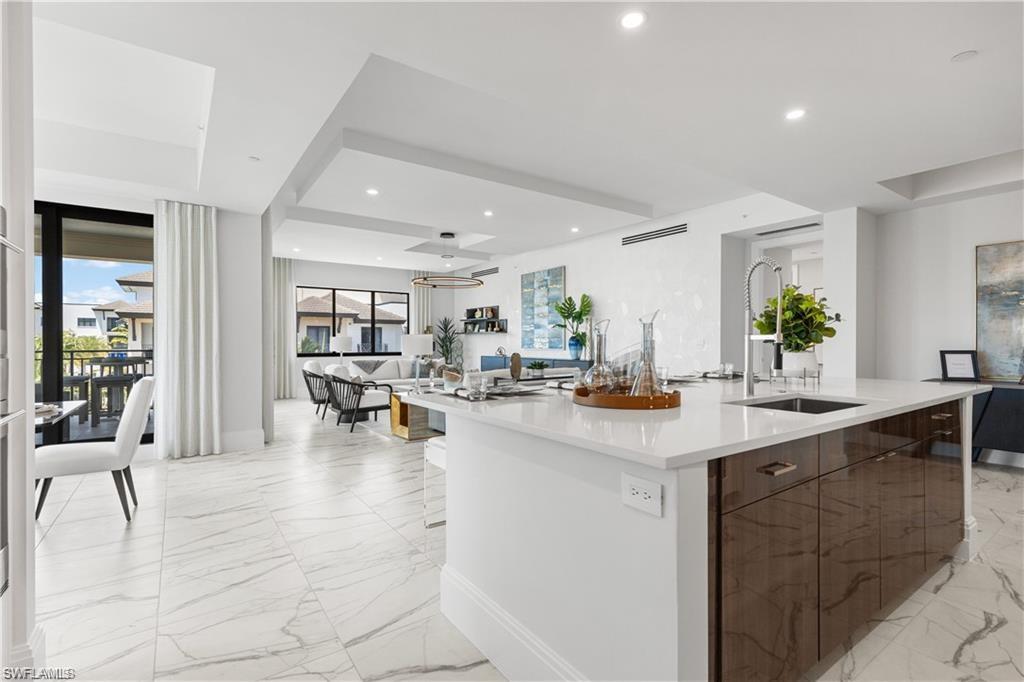 QUATTRO AT NAPLES SQUARE - Residential