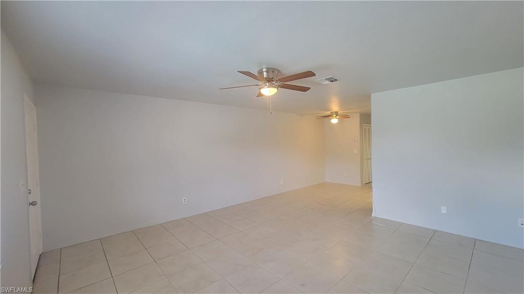 SUNNY PALMS WEST - Residential