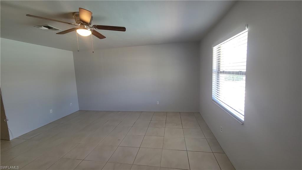 SUNNY PALMS WEST - Residential