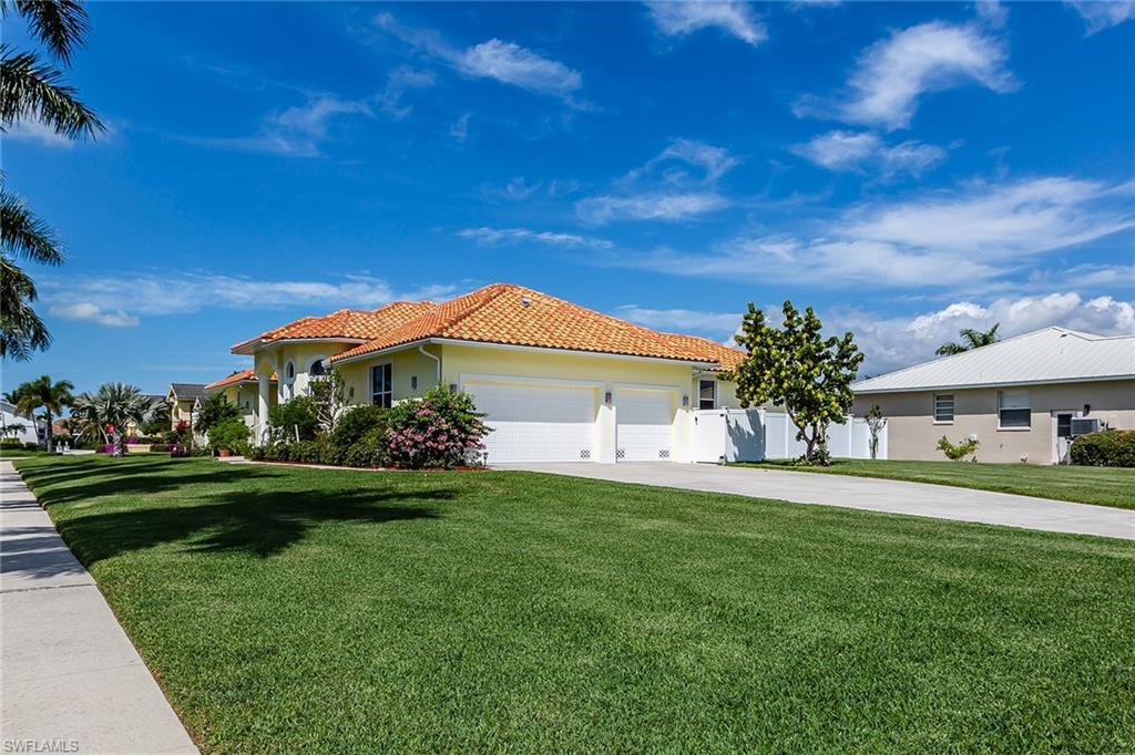 MARCO ISLAND - Residential