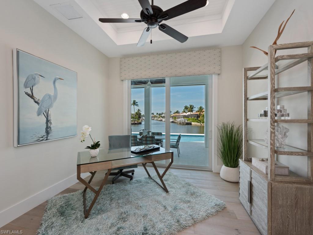 MARCO BEACH - Residential