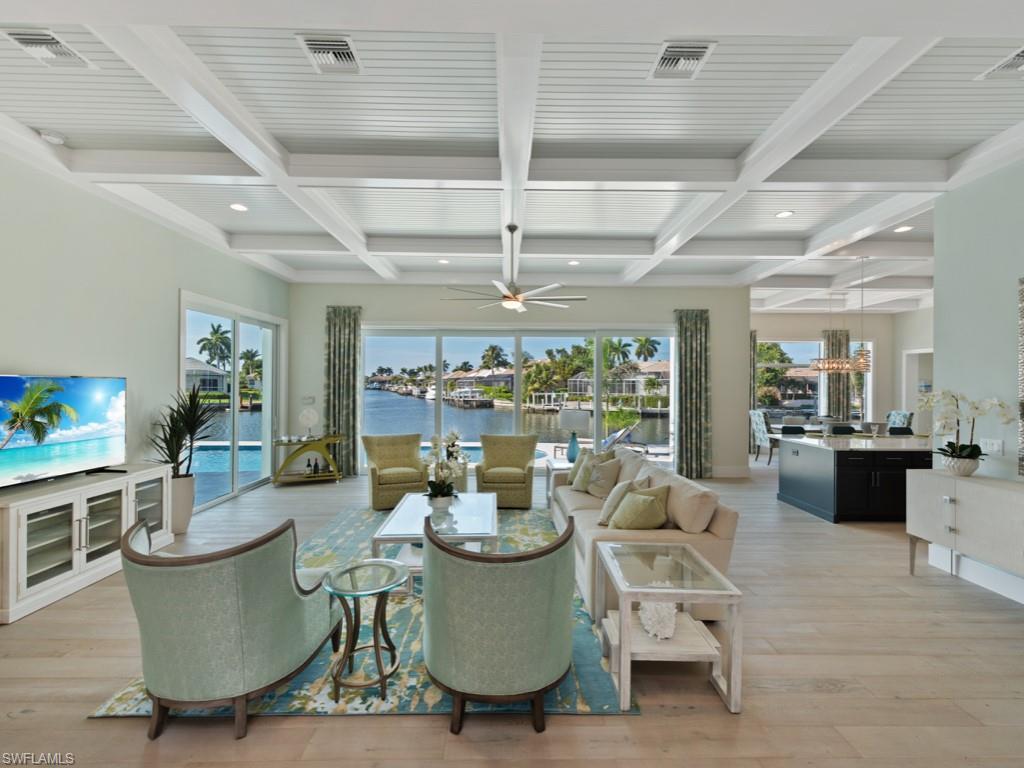 MARCO BEACH - Residential