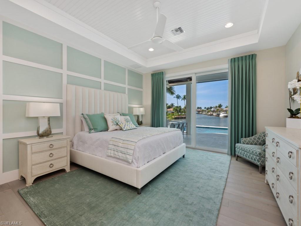 MARCO BEACH - Residential