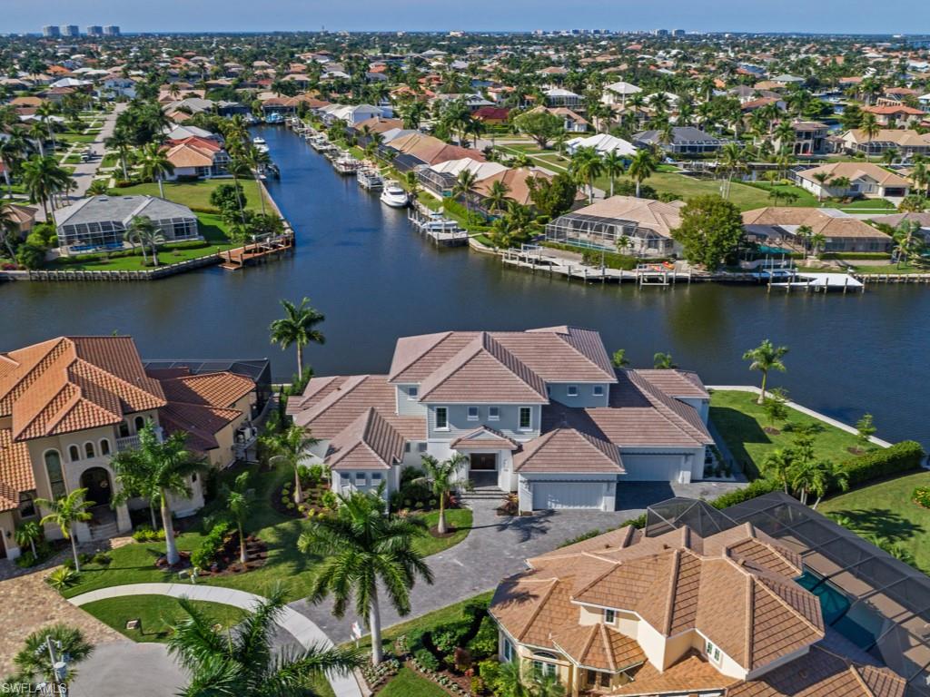 MARCO BEACH - Residential