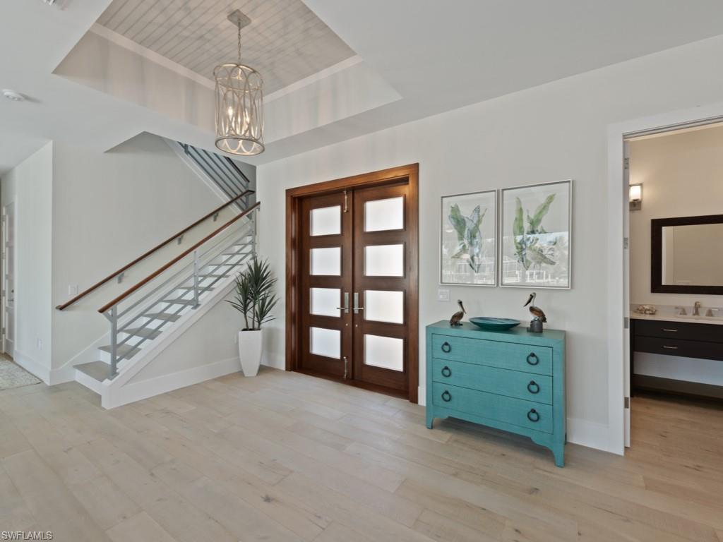 MARCO BEACH - Residential