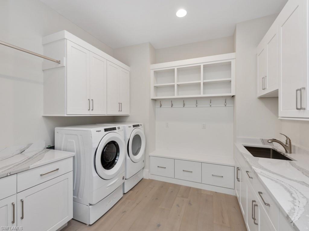 MARCO BEACH - Residential