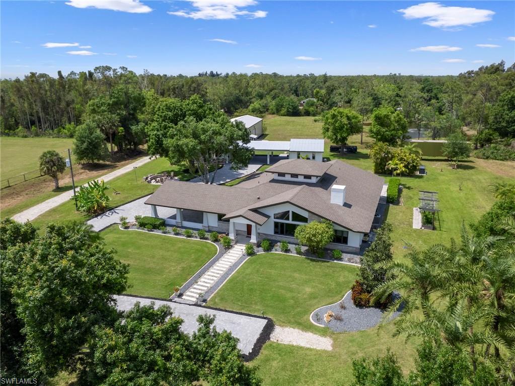 COLONIAL FARMS - Residential