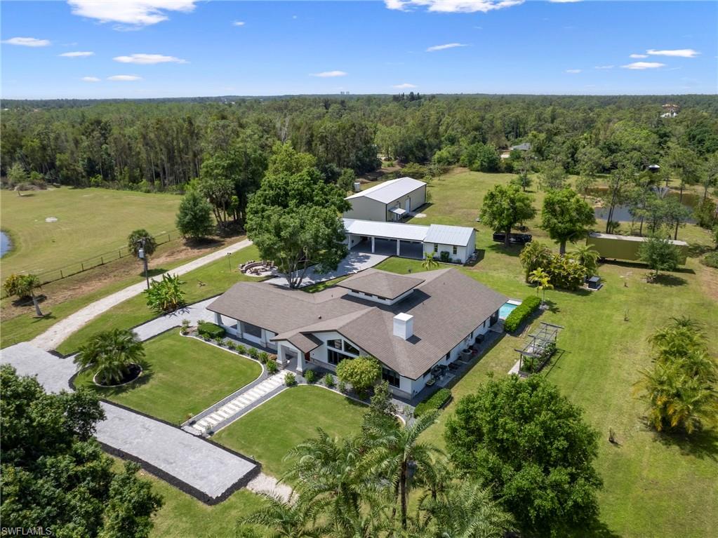 COLONIAL FARMS - Residential