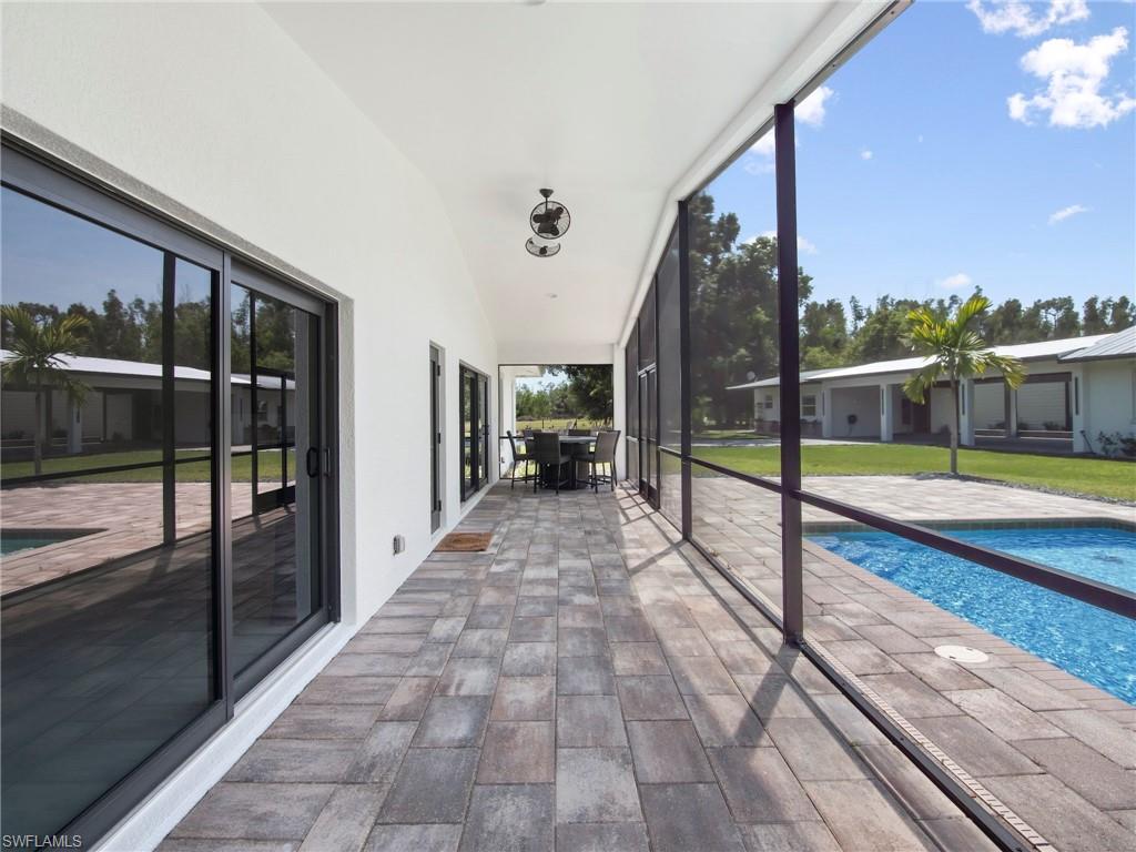 COLONIAL FARMS - Residential