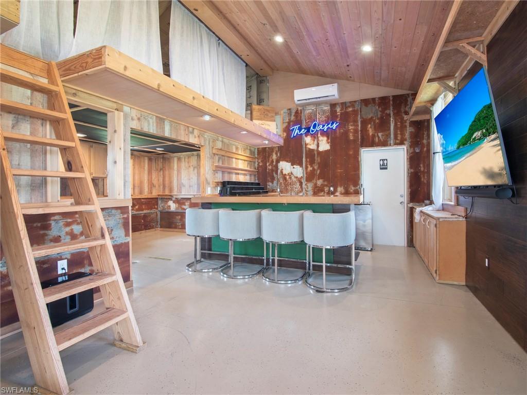 COLONIAL FARMS - Residential