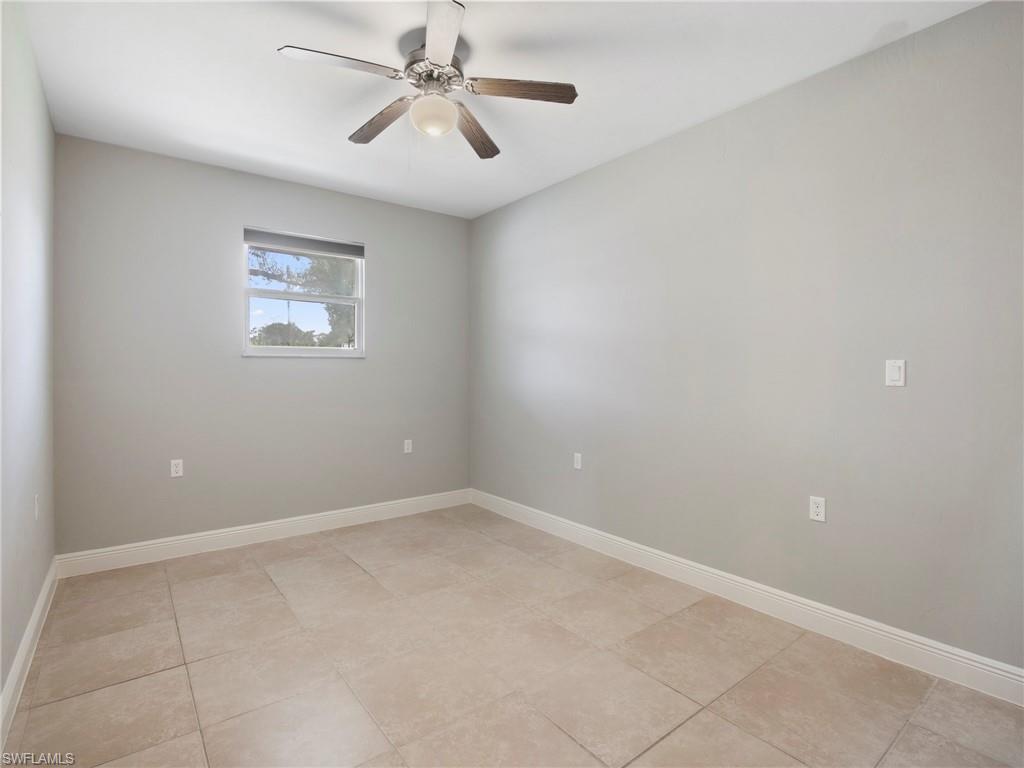 COLONIAL FARMS - Residential