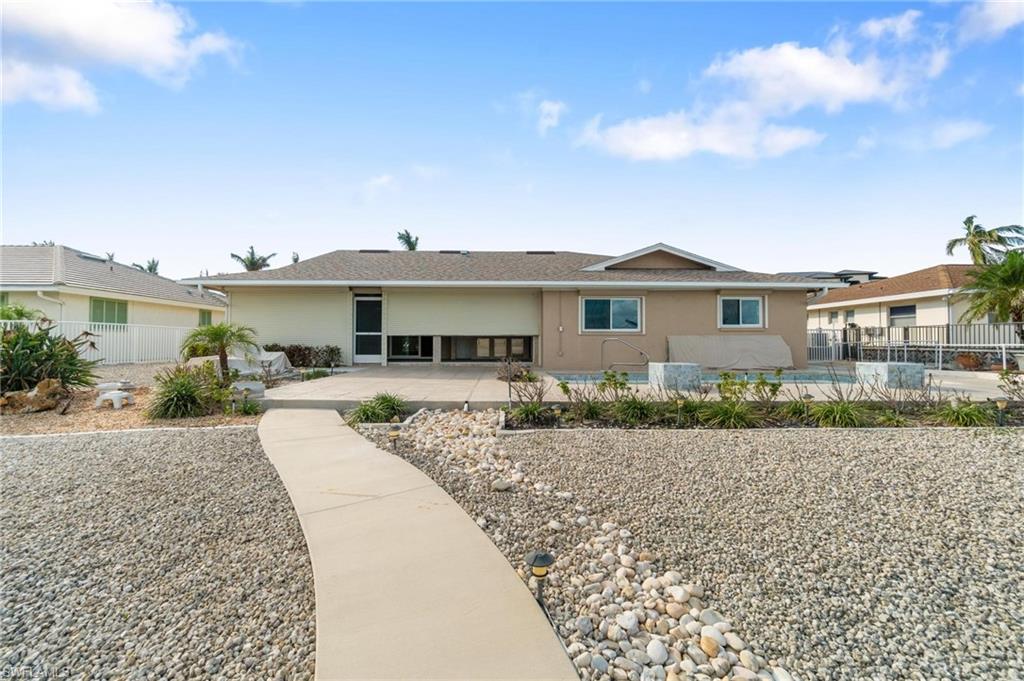 LITTLE HICKORY SHORES - Residential