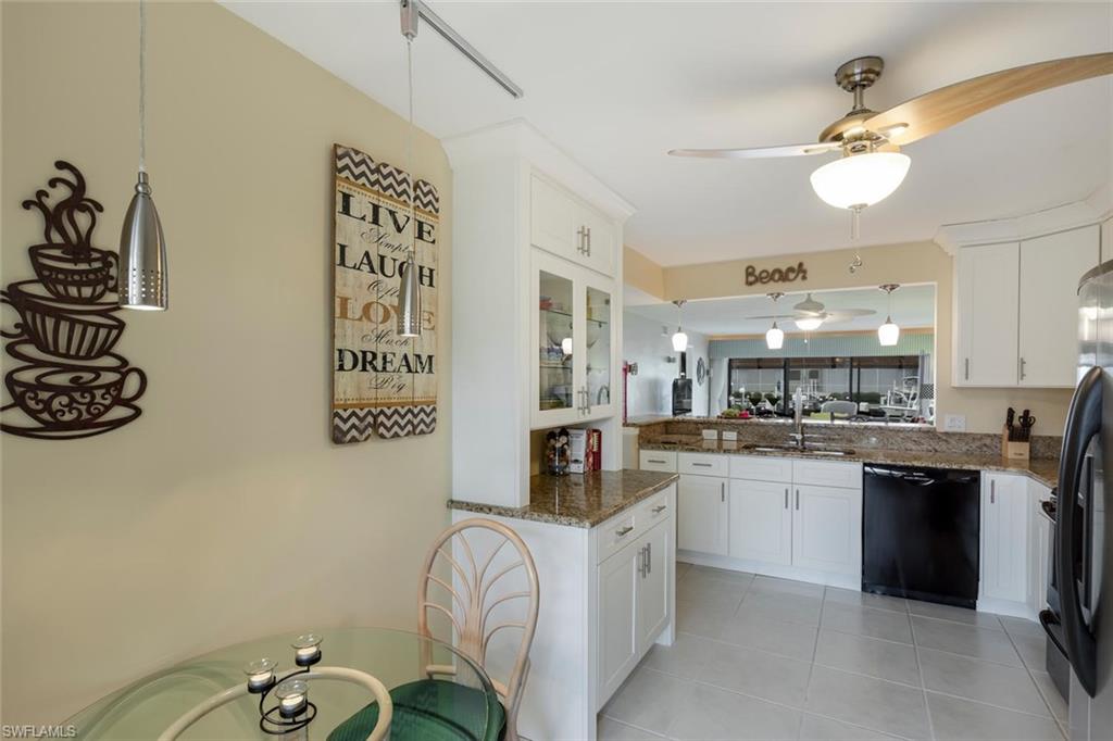 ADMIRALTY YACHT & RACQUET CLUB - Residential