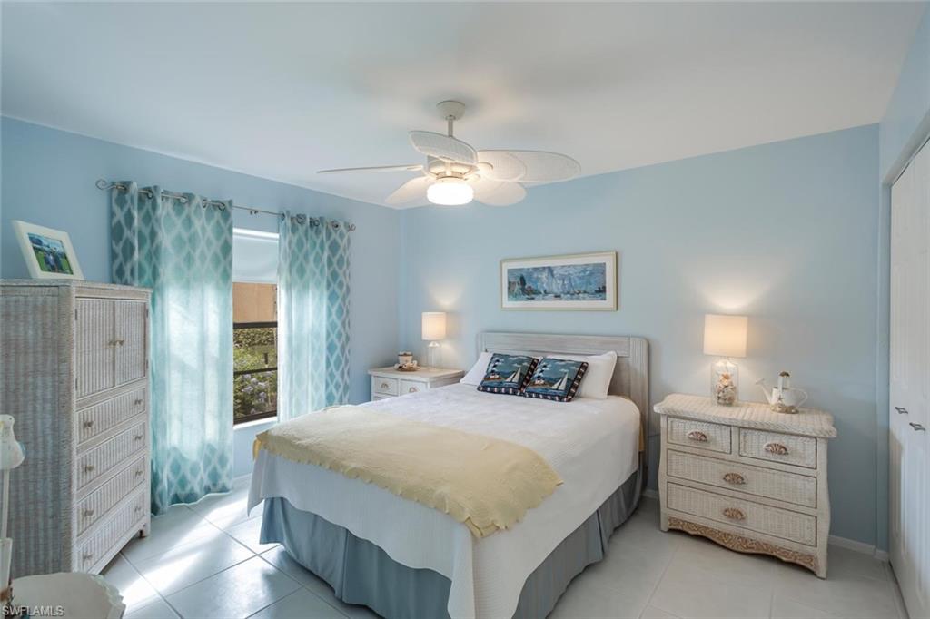 ADMIRALTY YACHT & RACQUET CLUB - Residential