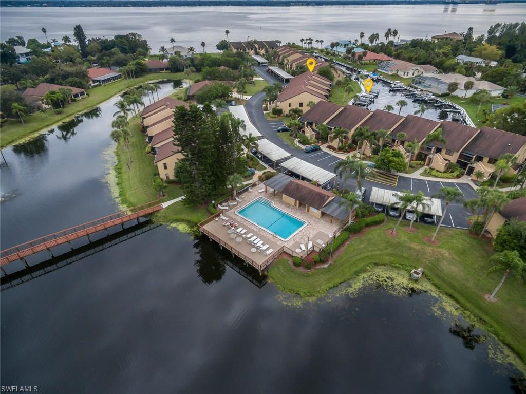 ADMIRALTY YACHT & RACQUET CLUB - Residential