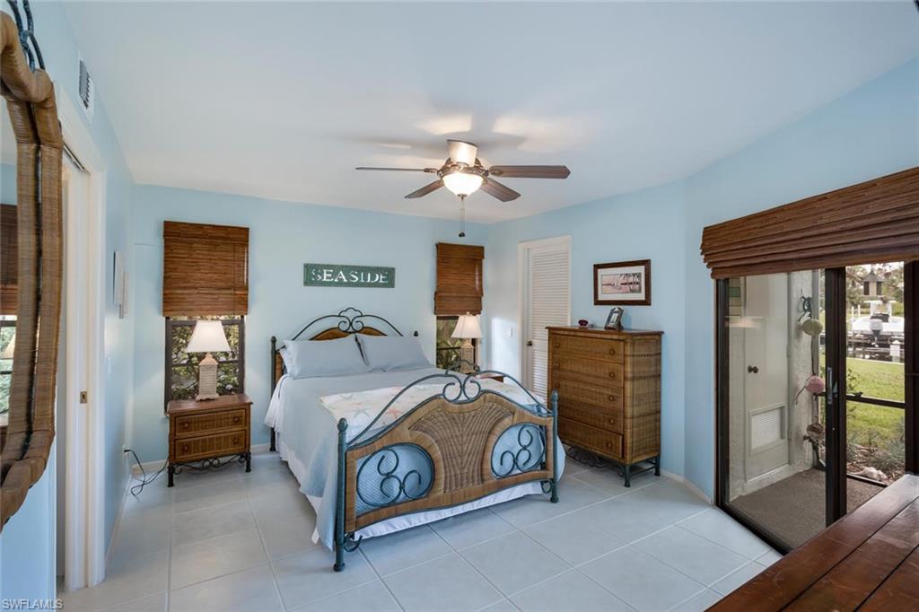 ADMIRALTY YACHT & RACQUET CLUB - Residential