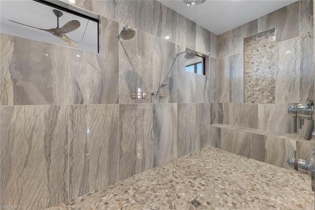 SOUTHPORT ON THE BAY - Residential