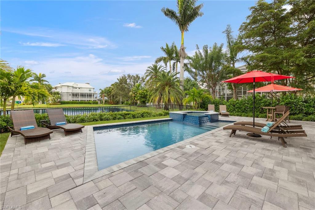 SOUTHPORT ON THE BAY - Residential