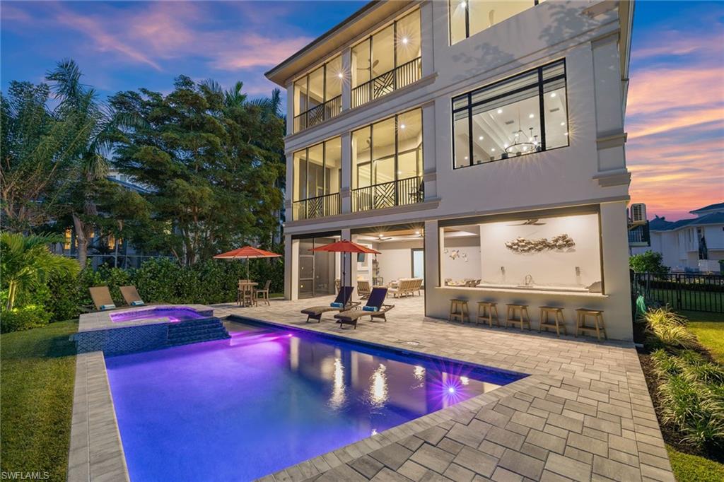 SOUTHPORT ON THE BAY - Residential