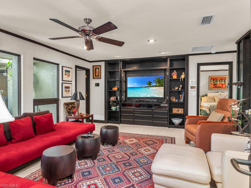 MARCO BEACH - Residential