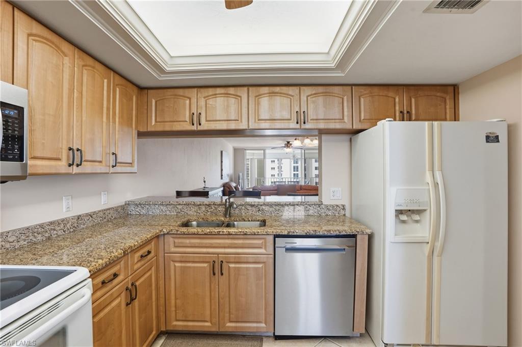 VANDERBILT LANDINGS - Residential