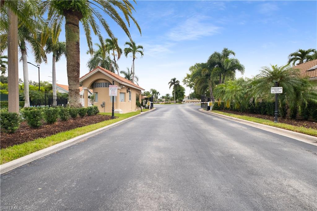 MOON LAKE - Residential