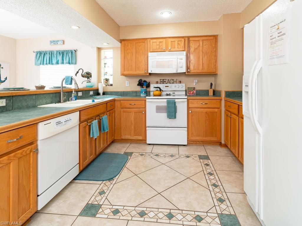 NAPLES PARK - Residential