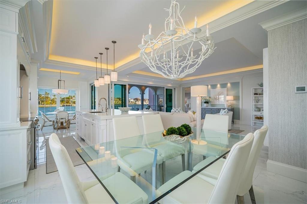 VENETIAN VILLAS - Residential