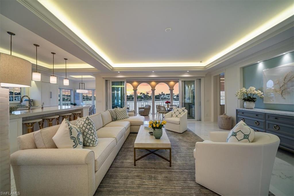 VENETIAN VILLAS - Residential