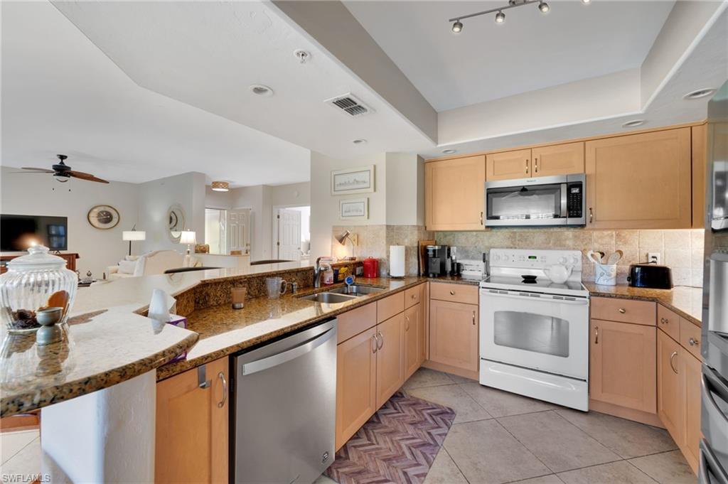 13201 Sherburne CIR 102