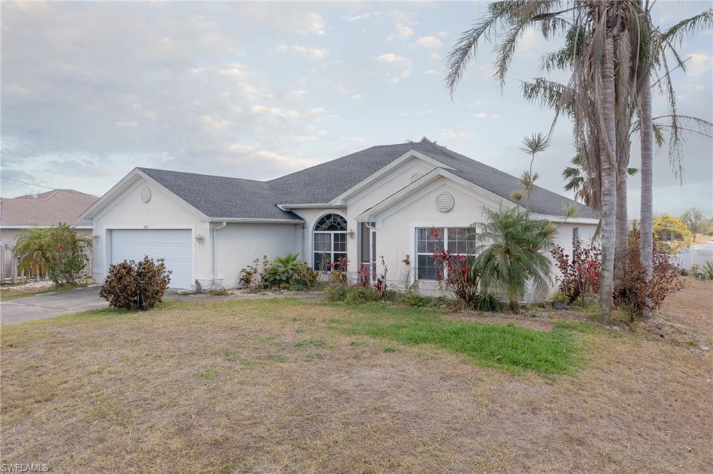 CAPE CORAL - Residential