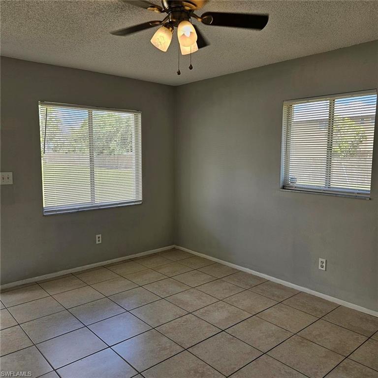 FORT MYERS SHORES - Residential