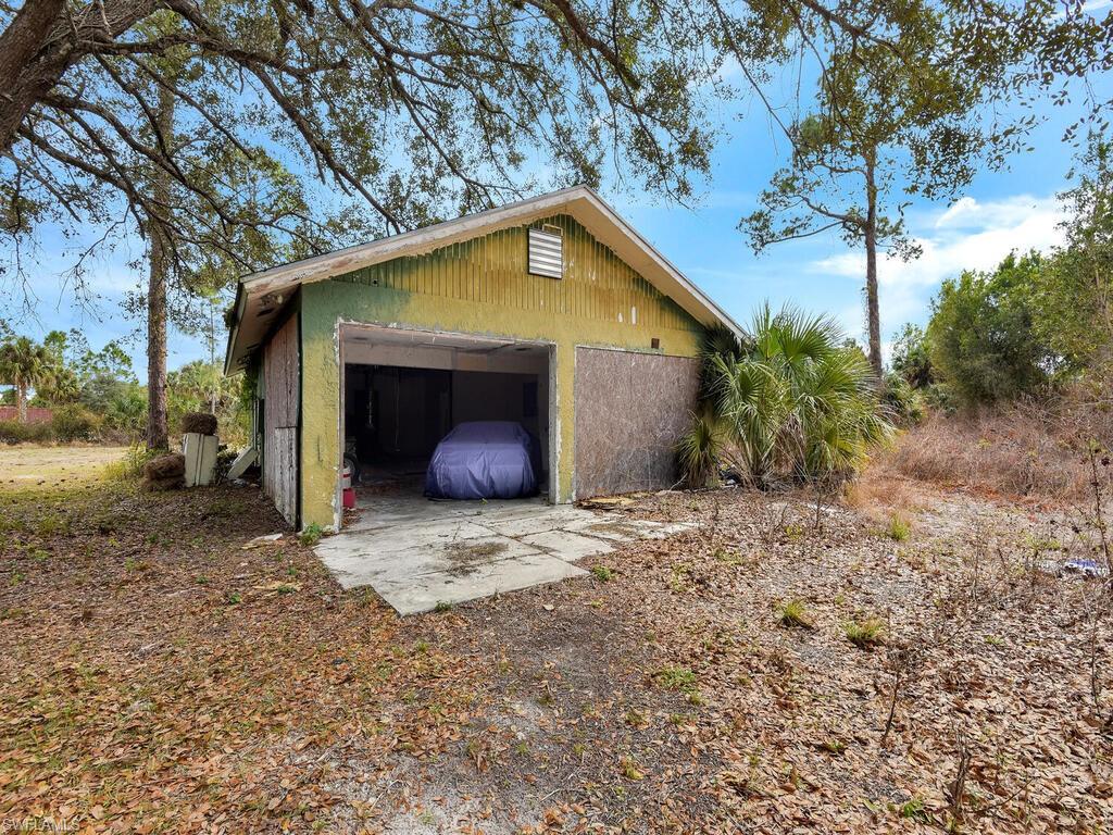 GOLDEN GATE ESTATES - Residential