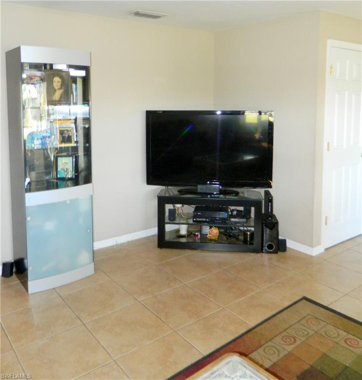 CYPRESS LAKE ESTATES - Residential