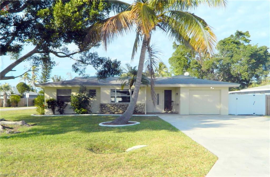 CYPRESS LAKE ESTATES - Residential