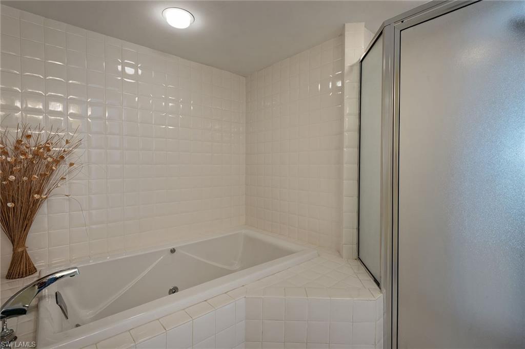 CRESCENT BEACH - Residential