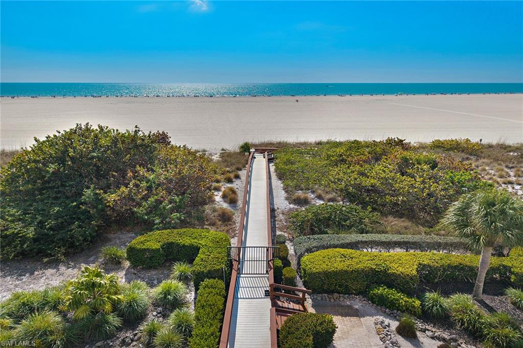 CRESCENT BEACH - Residential