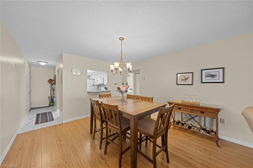 FOXMOOR CONDO II - Residential