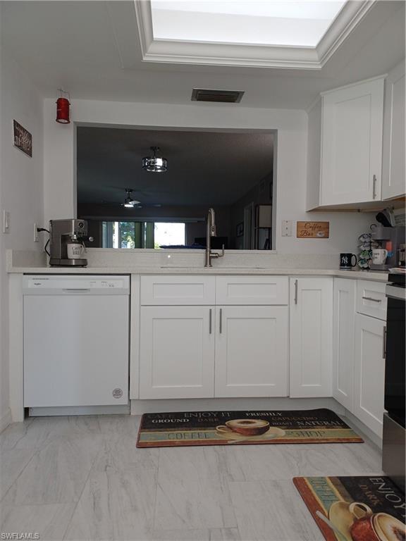 FOXMOOR CONDO II - Residential