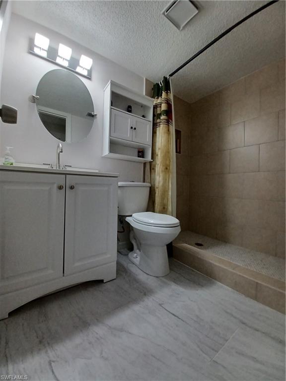 FOXMOOR CONDO II - Residential