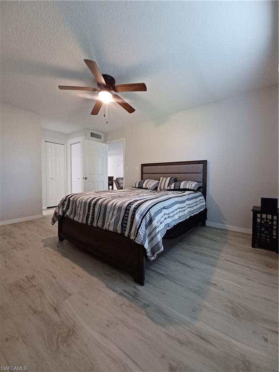 FOXMOOR CONDO II - Residential