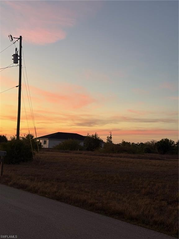 PIRATE HARBOR - Land