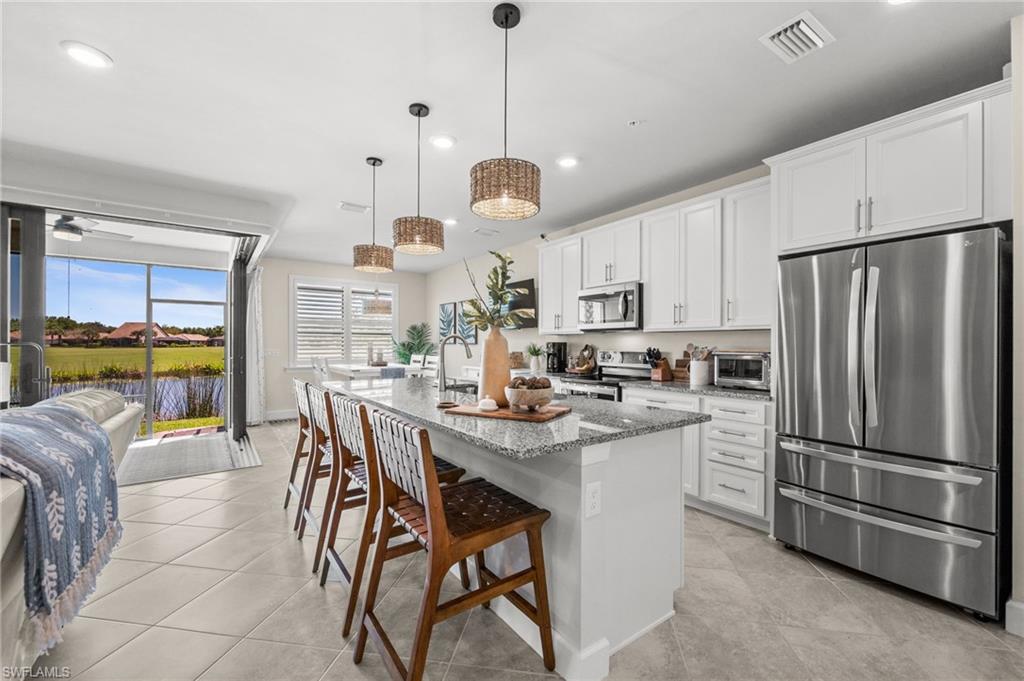 5690 Mayflower WAY 606