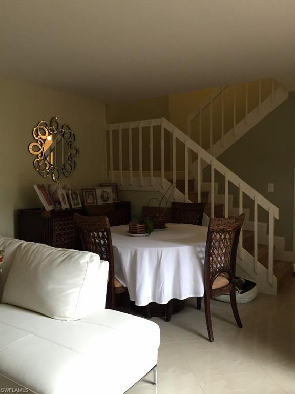 PARKWOODS TOWNHOUSE COMMUNITY - Residential