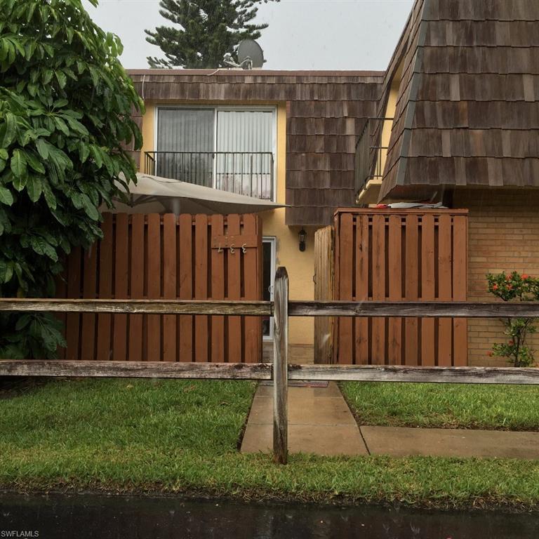 PARKWOODS TOWNHOUSE COMMUNITY - Residential